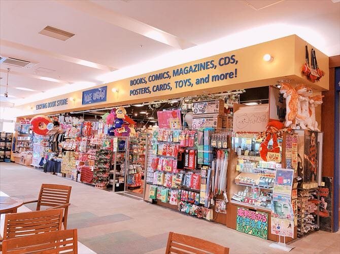 ヴィレッジヴァンガード イオンモール鳥取北店（Village Vanguard  AEON MALL Tottorikita 빌리지 뱅가드 Village Vanguard ）の店舗外観
