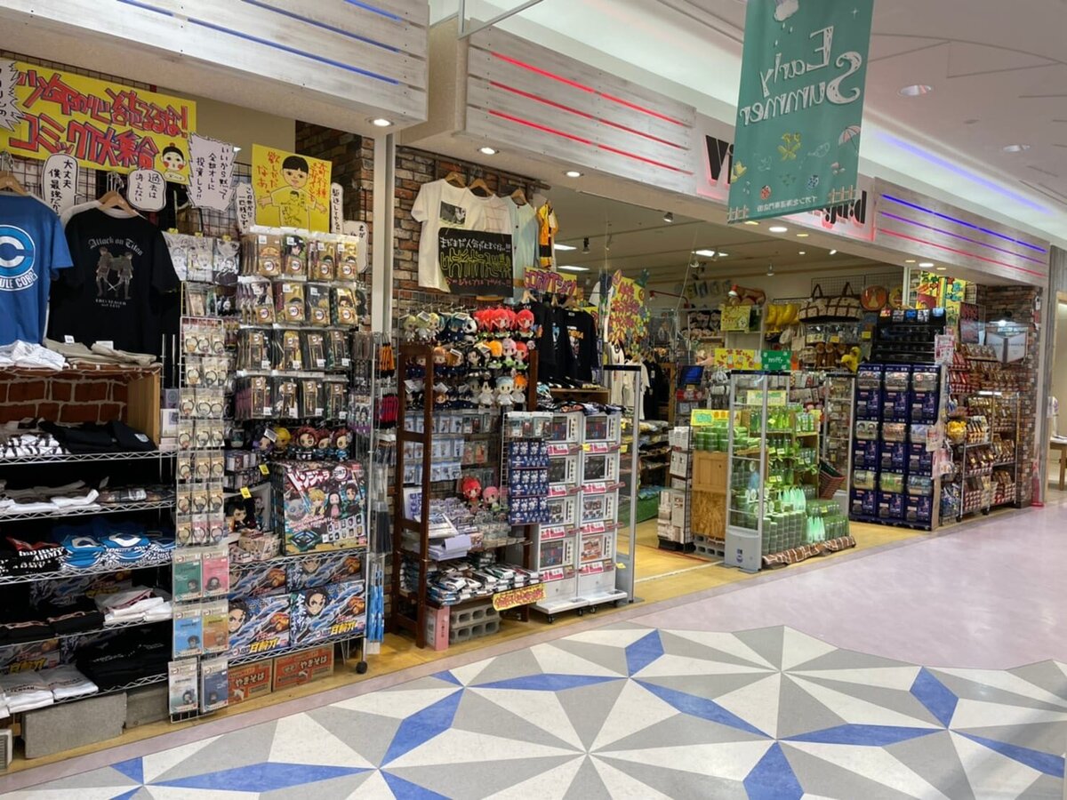 ヴィレッジヴァンガード イオンモール札幌平岡店（Village Vanguard  AEON MALL Sapporo Hiraoka 빌리지 뱅가드 Village Vanguard ）の店舗外観